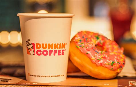 California nurses get free coffee at Dunkin’ Donuts in honor of National Nurses Day 